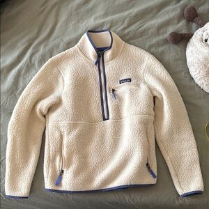 Patagonia Women’s Retro Pile Fleece Marsupial Pullover